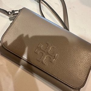 Tory Burch shoulder bag with card slots